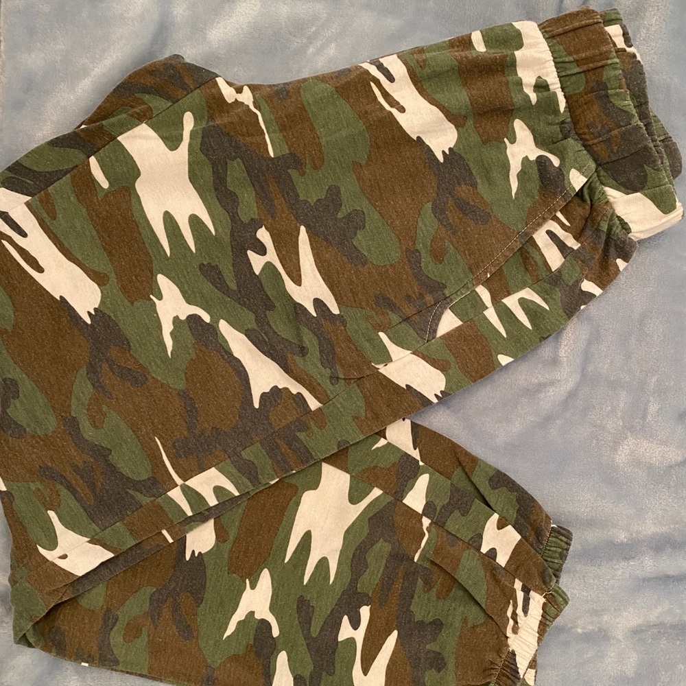 Camouflage joggers